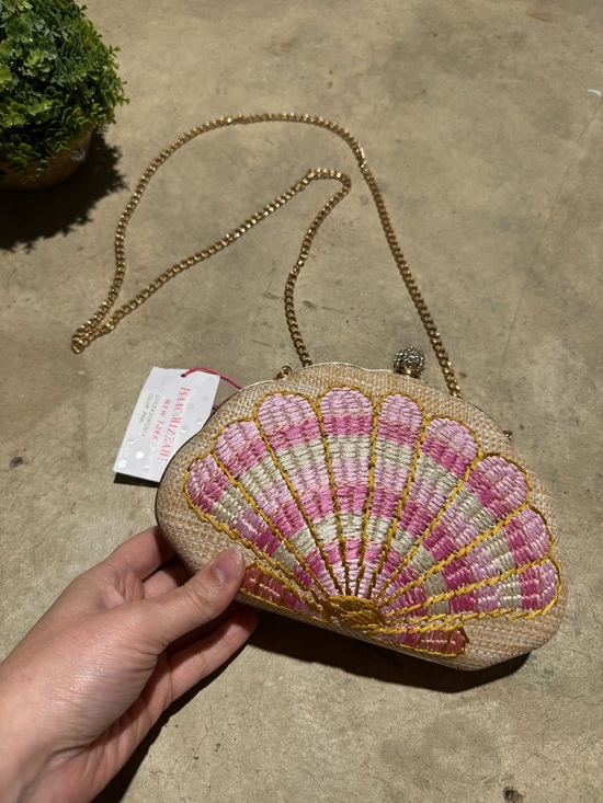Isaac Mizrahi Handbags - Isaac Mizrahi NWT Shell Clutch Evening Bag Beachy Gold Chain Resort Vacation